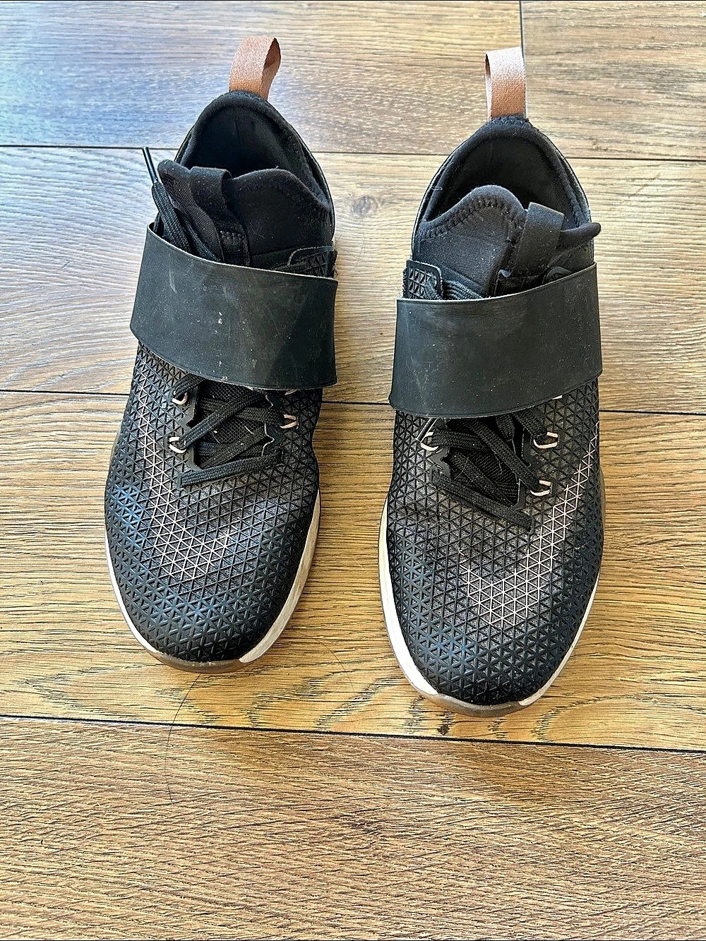 Nike Free TR 8 Black & White Sneakers